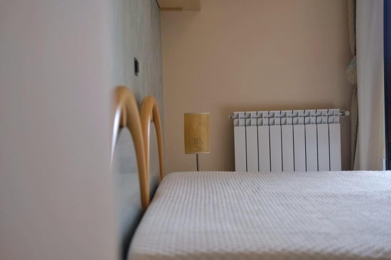 Bed and Breakfast Casa Felice Ліката Екстер'єр фото