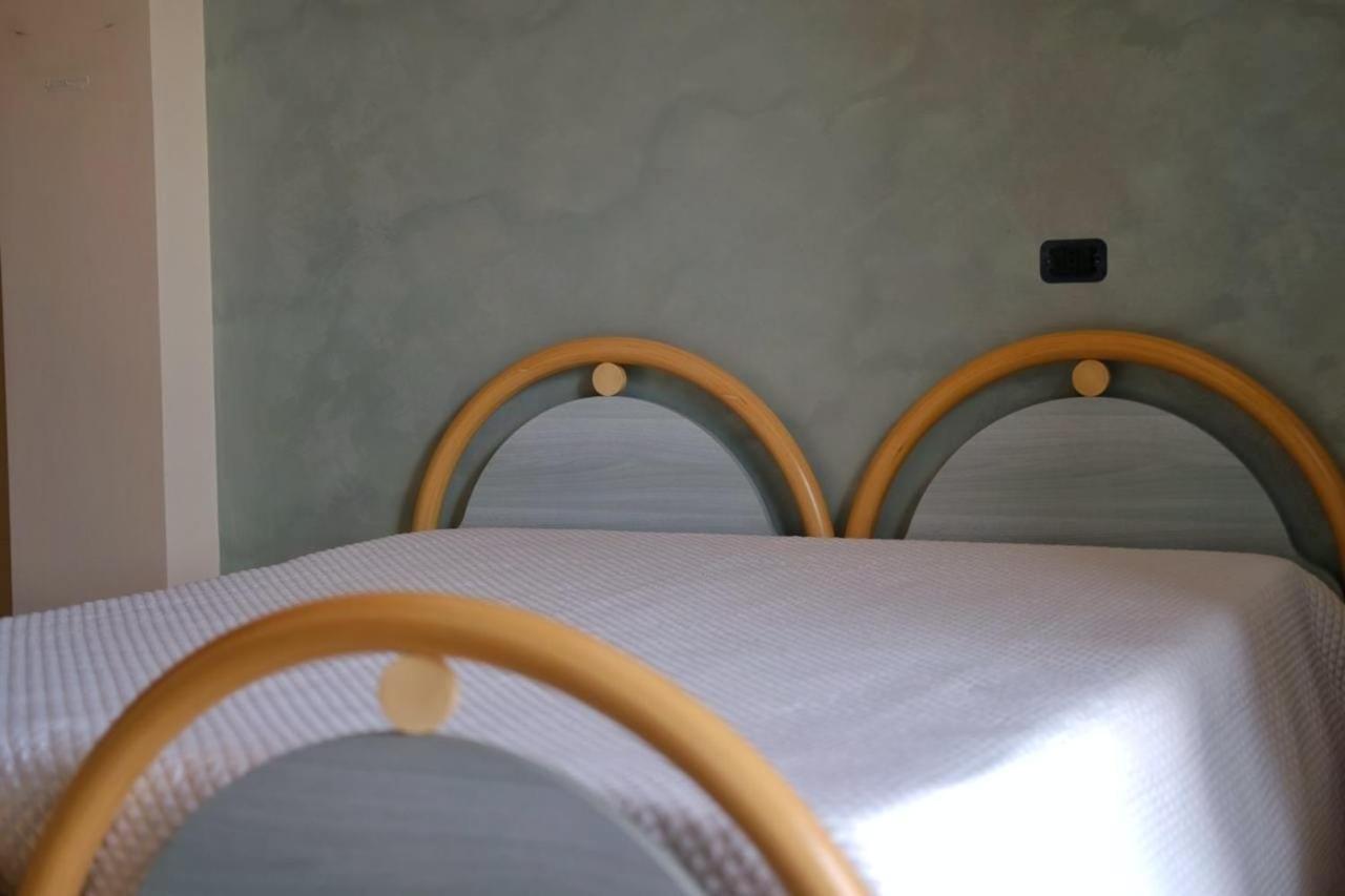 Bed and Breakfast Casa Felice Ліката Екстер'єр фото
